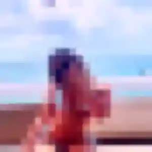 Lucie (19 ans) à Caumont-sur-Durance cherche un rencontre sexy aujourd'hui
