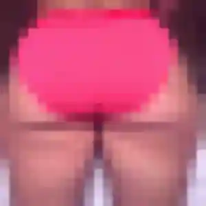 Louisa, fille de 36 ans propose rencontre sexy à Graveson