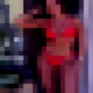Photo de Lucienne à Lapalud (22 ans) - rencontre sexy sans inscription