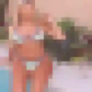 Marie-Line (22 ans) à Pierrefeu-du-Var attend un rencontre sexy ce soir