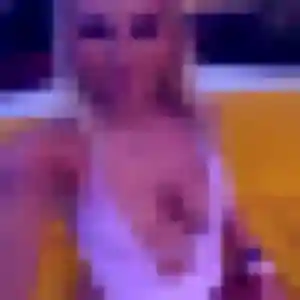 Sexy Isabelle, 26 ans à Roquevaire - découvrir son profil