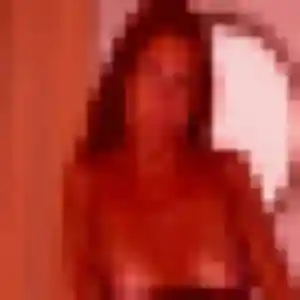 Celeste de Simiane-Collongue, 19 ans - rencontre sexy discret