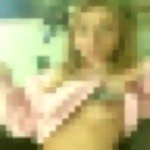 Contacte Celia, 28 ans à Solliès-Toucas en privé